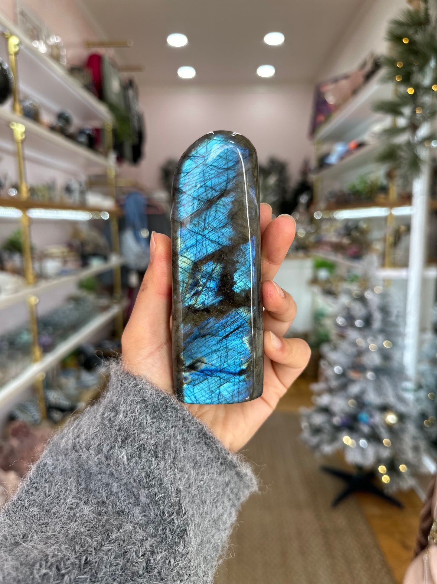 35 Labradorite