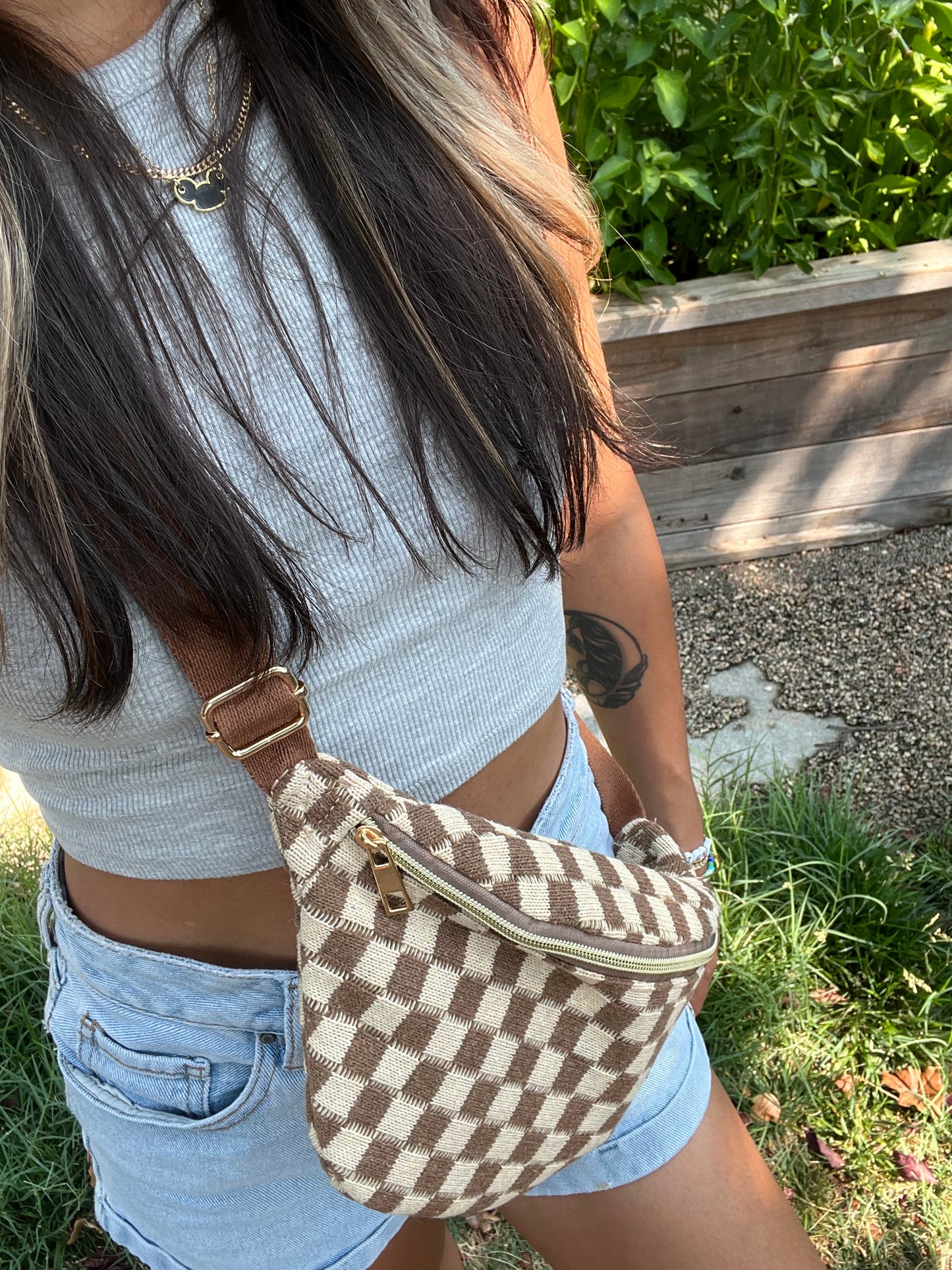 louis vuitton checkered fanny pack