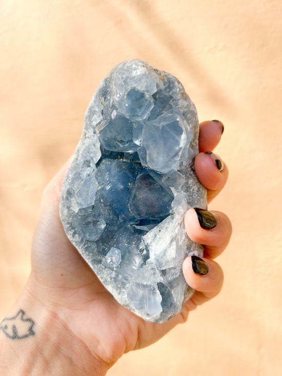 Load image into Gallery viewer, 44 Blue Celestite Cluster
