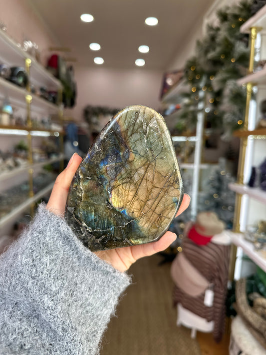 42 Labradorite