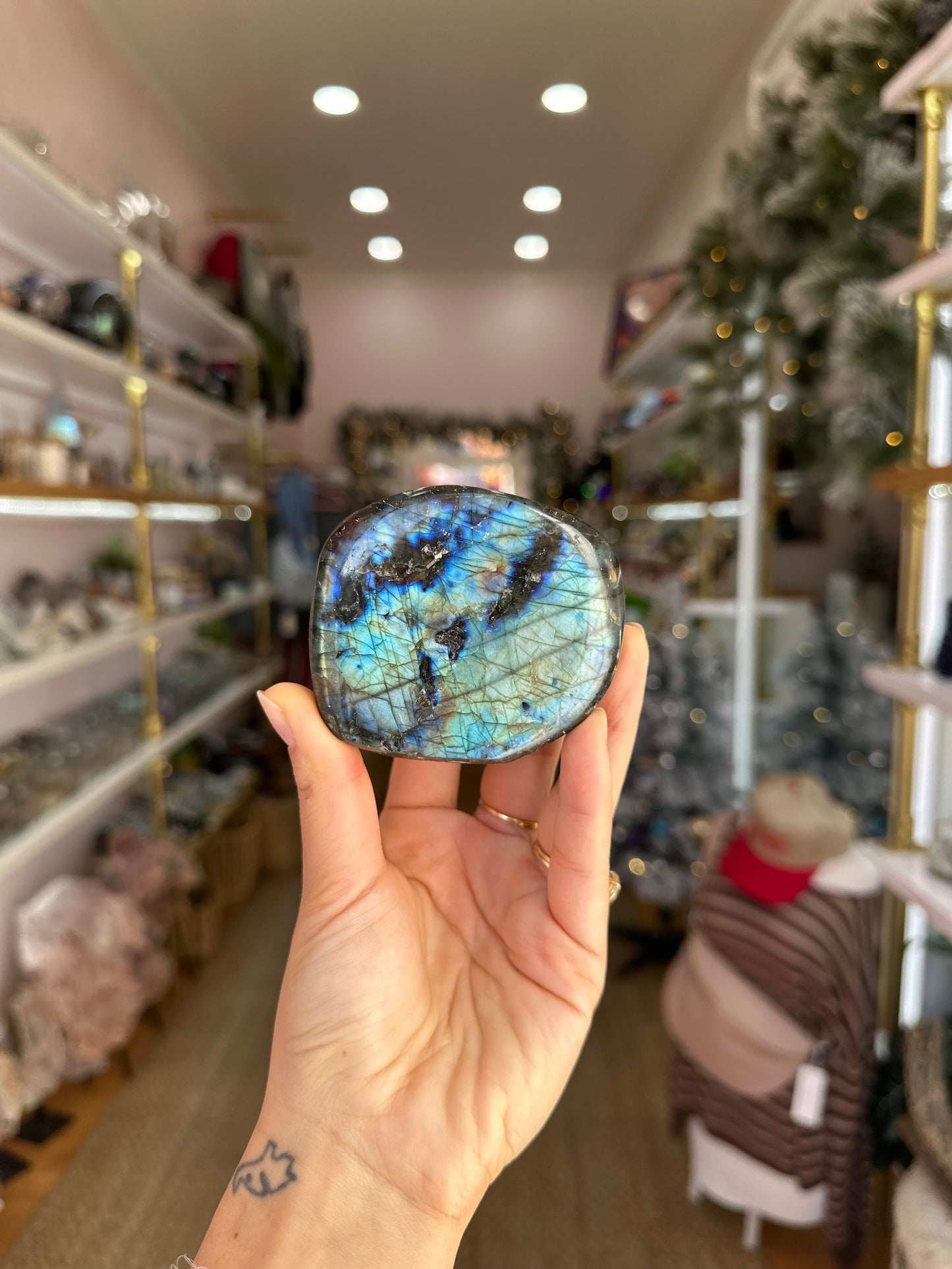 27 Labradorite