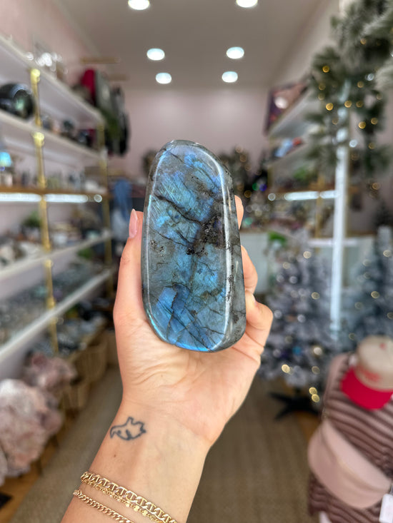 24 Labradorite