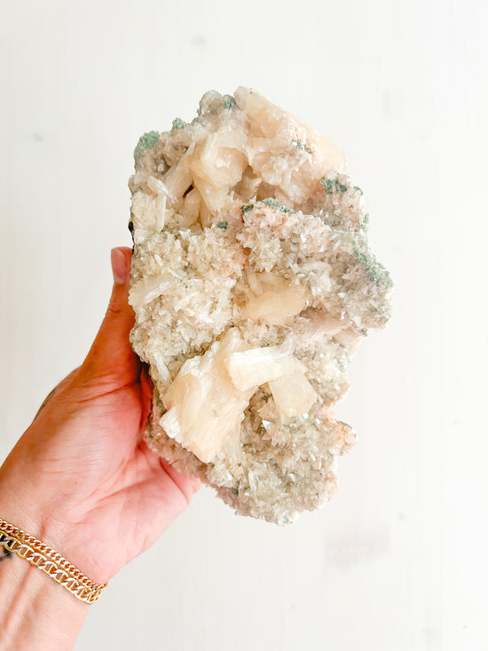 Stilbite Cluster