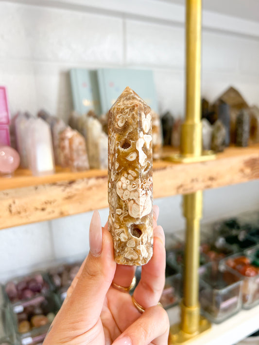 23b Amber Flower Agate Tower