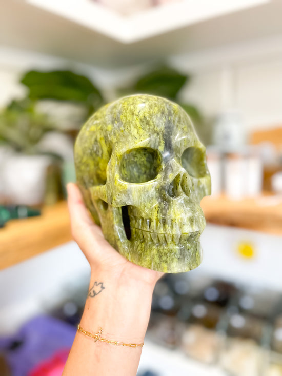Load image into Gallery viewer, Serpentine Skull
