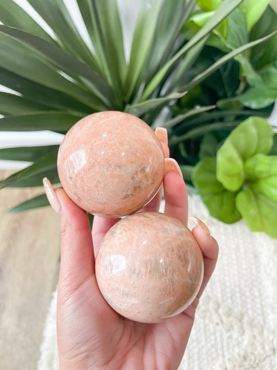 Peach moonstone sphere