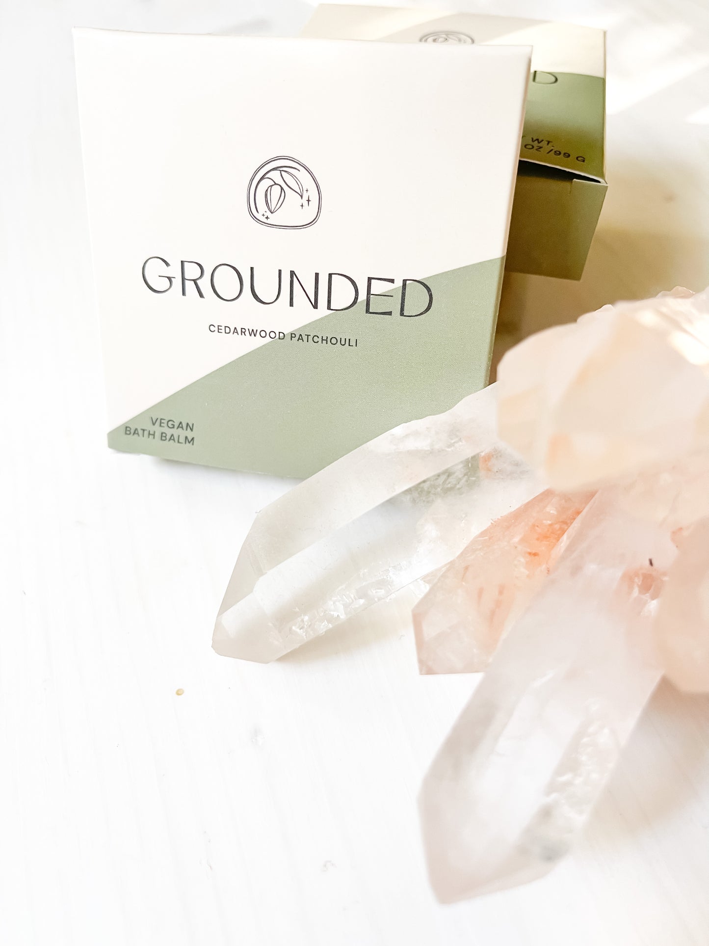 Grounded bath bomb