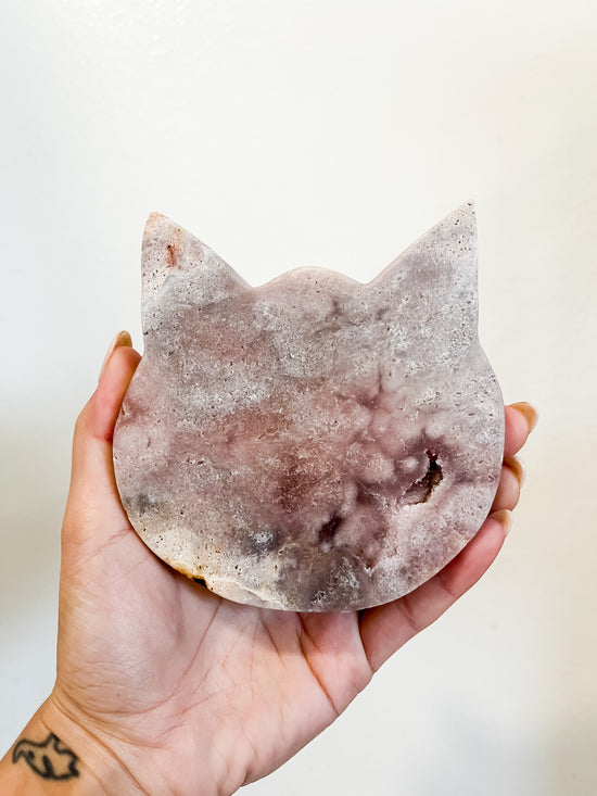 Pink Amethyst cat carving